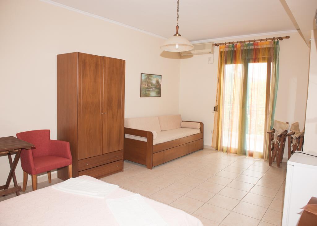 Morfoula Aparthotel Vaterá Szoba fotó